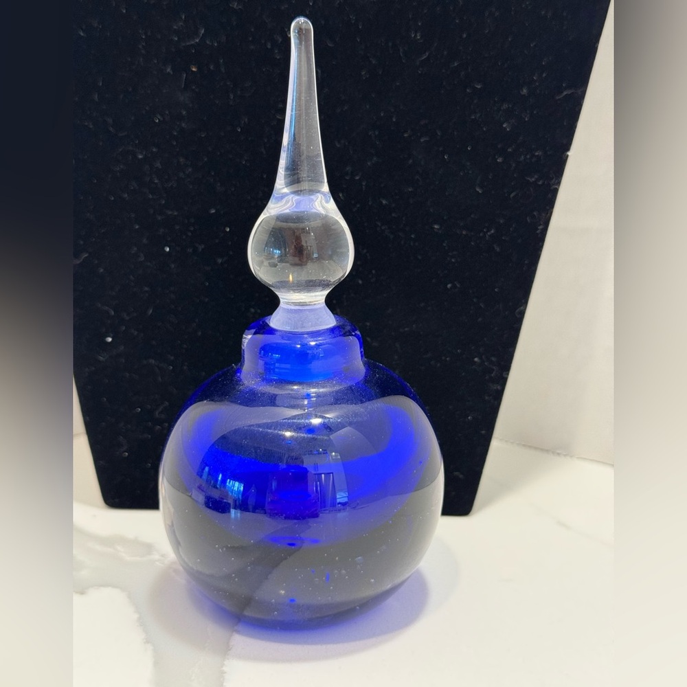 Vintage Silverbrook Cobalt Blue Signed
Blown Art Glass Perfume Bottle